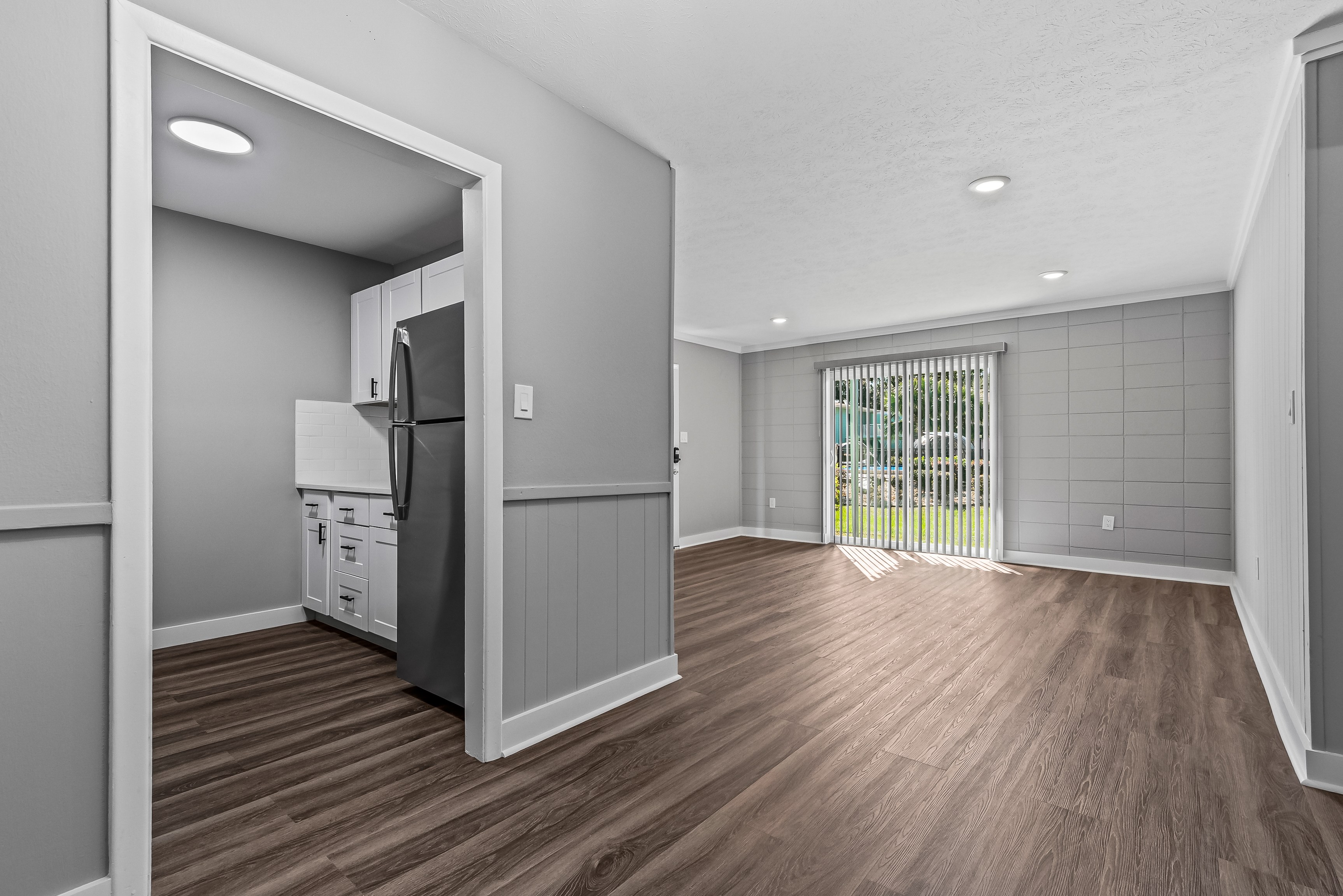 Kitchen And Living Area View at Serenity Place Central, Tallahassee, FL, 32304